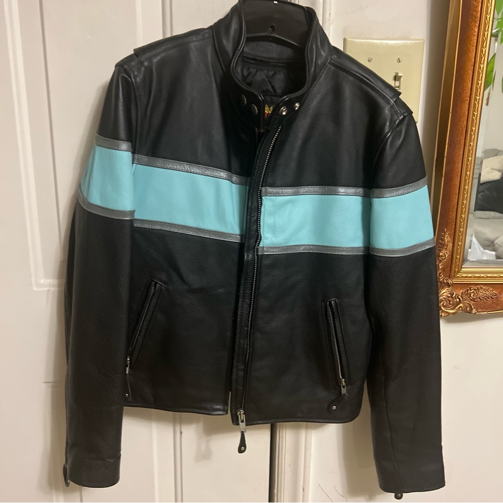 Hot Leathers biker jacket in size small, perfect4woman who loves the biker style